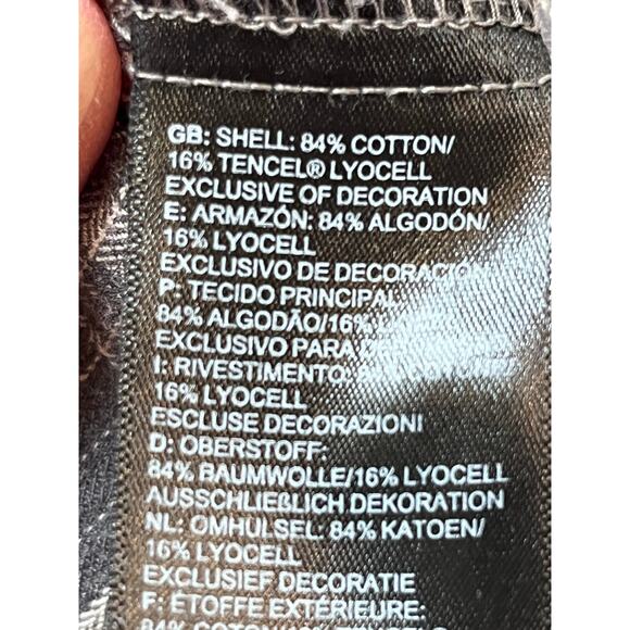 The North Face Women’s XL Cream Gray Plaid Flannel Long Sleeve Button Shirt - Picture 4 of 7